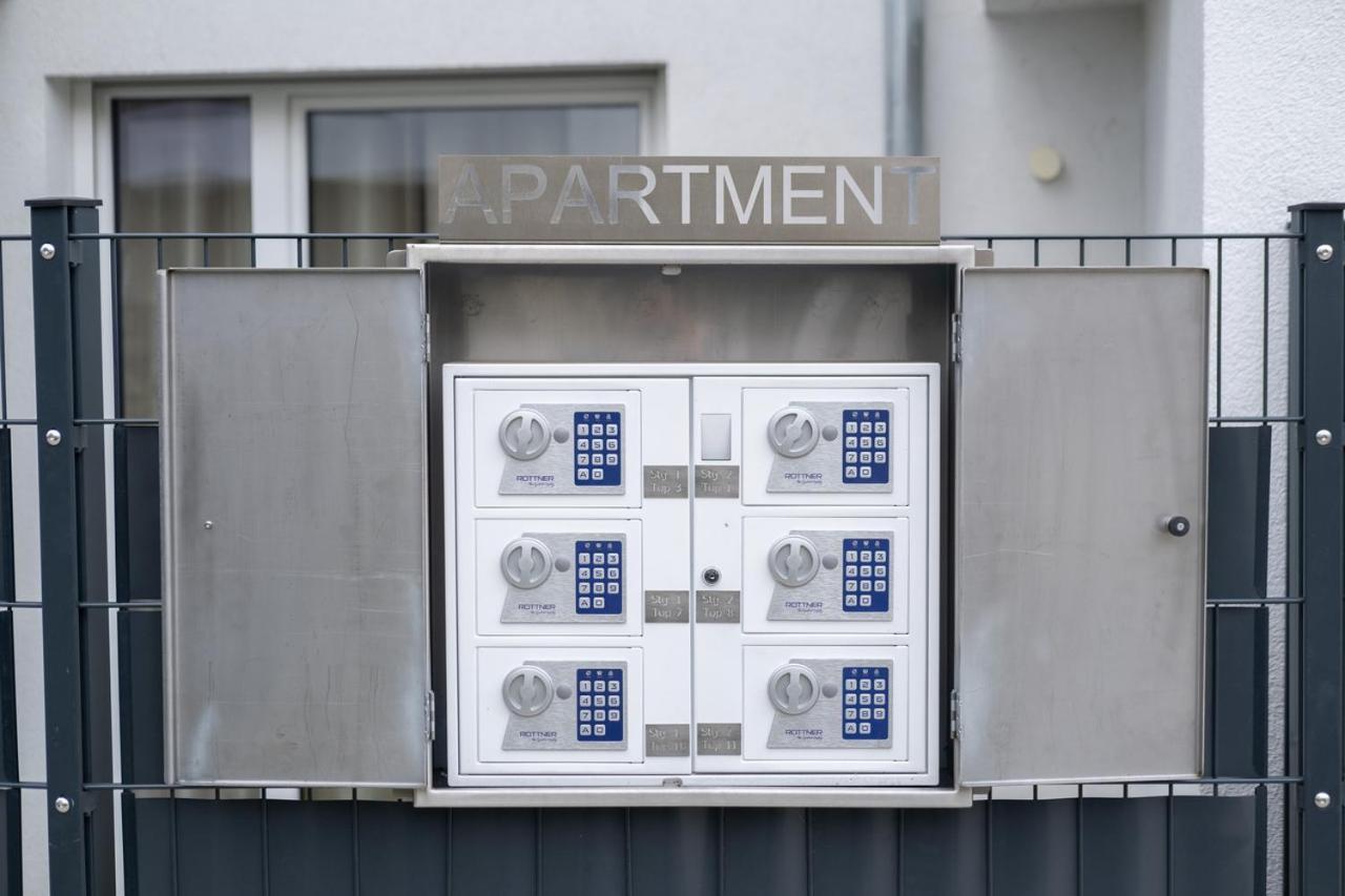 Modern Apartment With Tiny Garden Near City Center Vienna Exterior photo