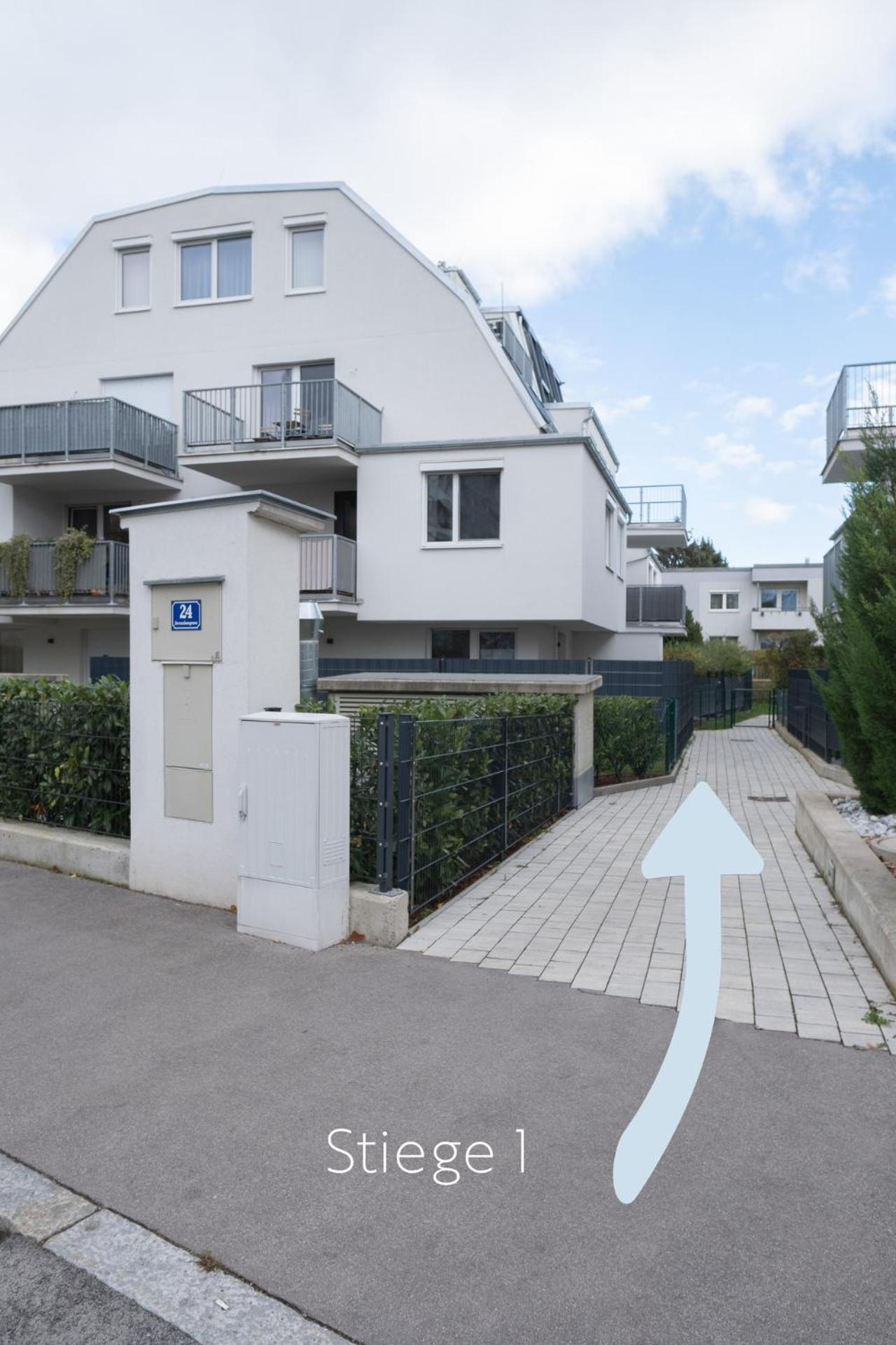 Modern Apartment With Tiny Garden Near City Center Vienna Exterior photo